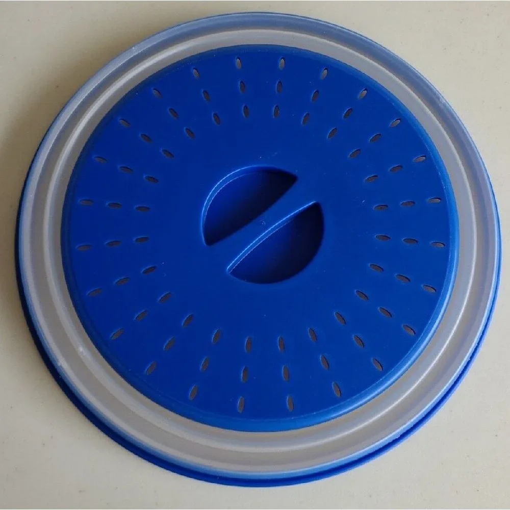 Tovolo Vented Collapsible Medium Microwave Cover (blue) - Splatter Guard